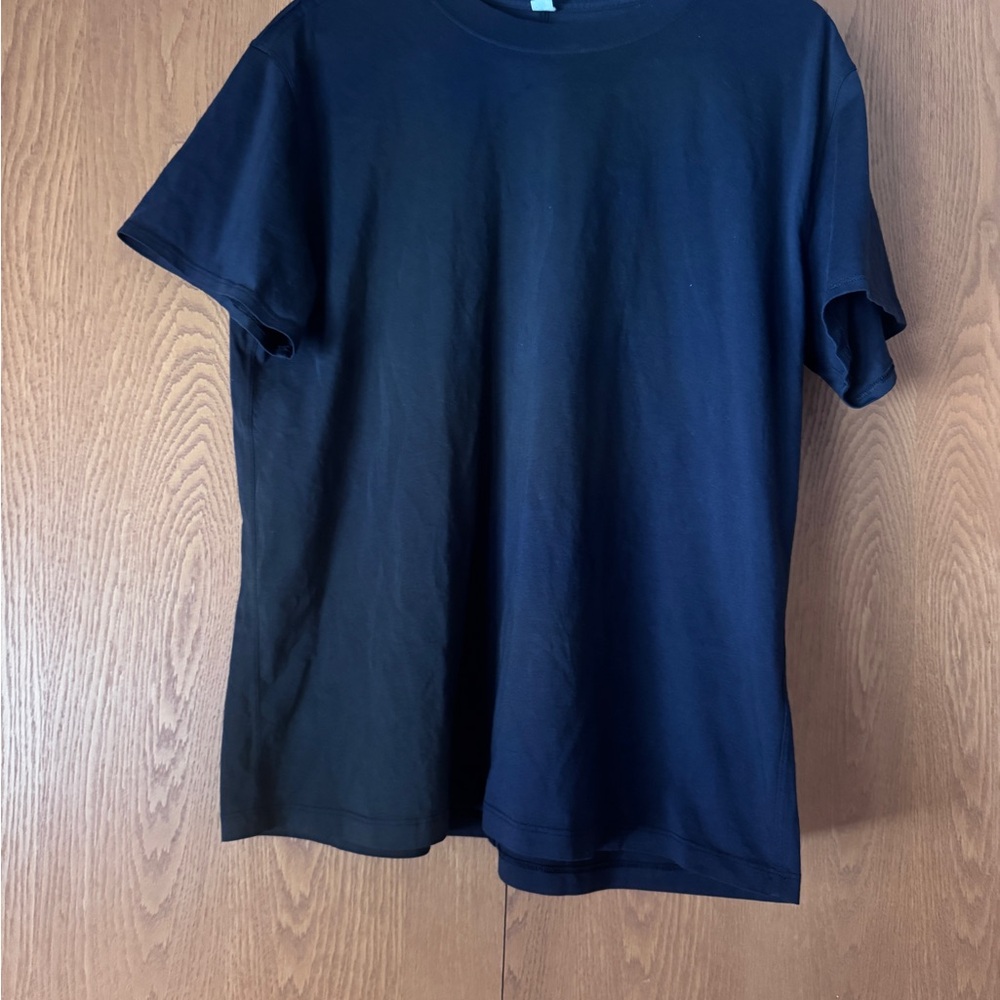 Lululemon Athletica Black Tee